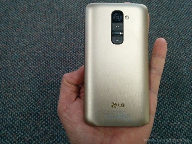 LG G2 se viste de dorado
