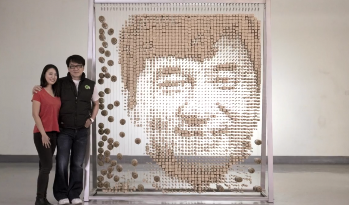 Un regalo para Jackie Chan por su cumpleaños es una obra de arte