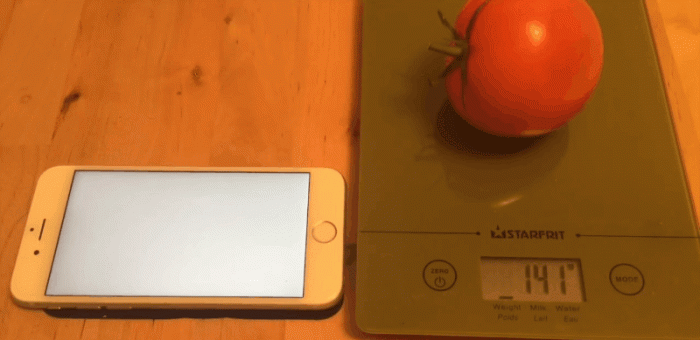 La pantalla del iPhone 6s es tan precisa que puede pesar frutas y más