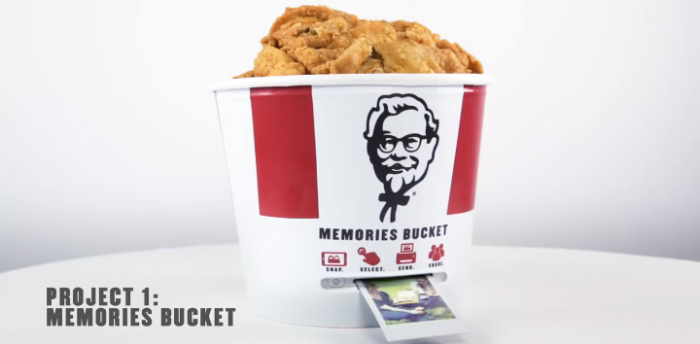 KFC servirá el crujiente pollo en un envase que imprime fotos