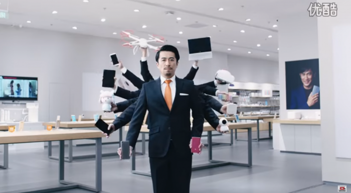 (Video) Este anuncio de Xiaomi es la cosa más extraña y divertida que hemos visto en tecnología en mucho tiempo