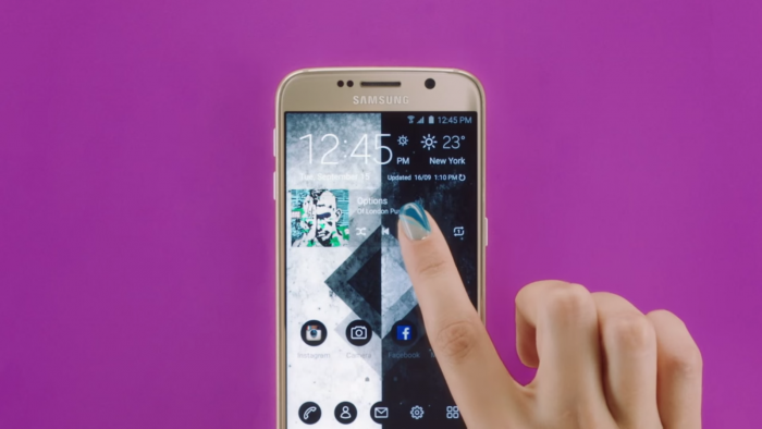 Samsung se vuelve a meter con Apple en nuevo anuncio de TV