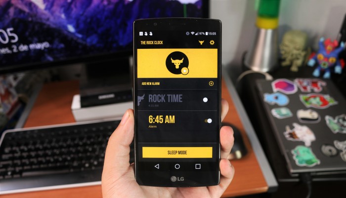 ‘La Roca’ te despertará cada mañana con su propia app de reloj despertador