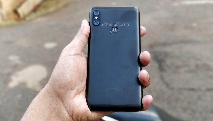 Moto One, el iPhone X de Motorola con Android One se filtra en primeras imágenes