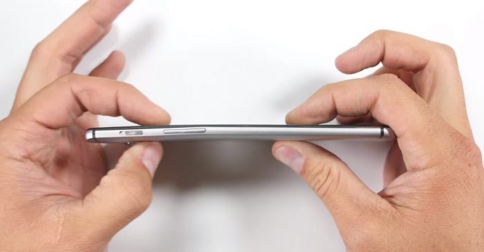 El OnePlus 3 se somete a una prueba de resistencia donde soporta todo
