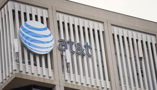 Telefónica está pensando en adquirir la división de AT&T en Latinoamérica