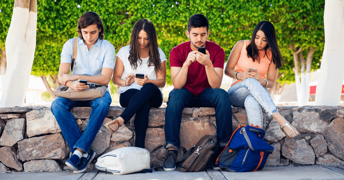 Motorola alerta a mejorar el balance entre el uso del smartphone y la vida personal