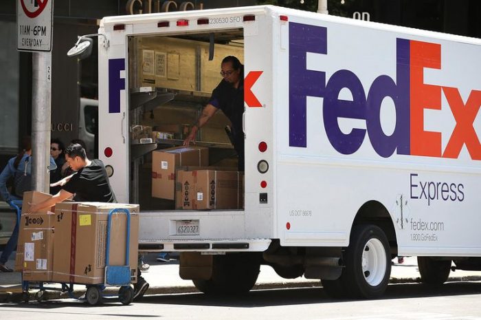FedEx devolvió un paquete con un Huawei P30 a EEUU