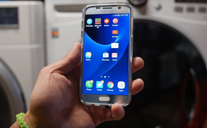 El Samsung Galaxy S7 se enfrenta a una lavadora, ¿sobrevivirá?