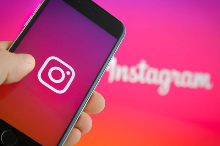 Instagram ya permite guardar fotos y vídeos