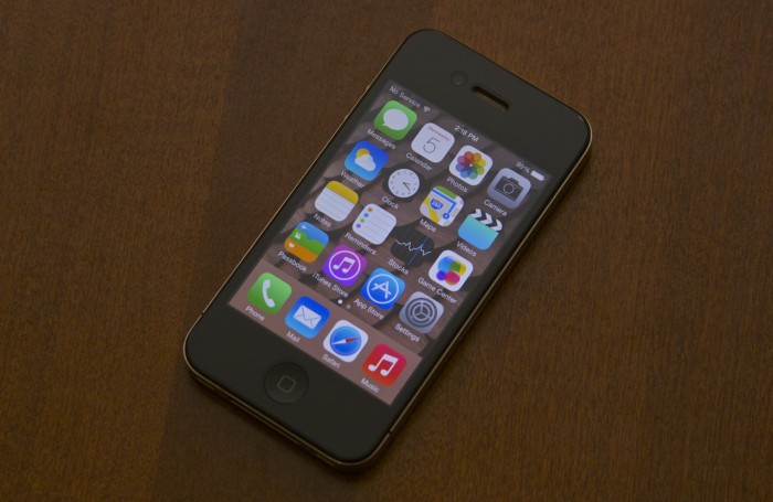 Demandan a Apple por ralentizar intencionalmente el iPhone 4s con iOS 9