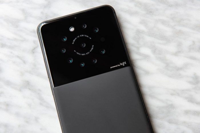 Light presentará un smartphone hasta con 9 cámaras este año