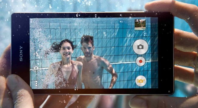 Sony cambia de parecer: ya no quiere que pruebes tu Xperia debajo del agua