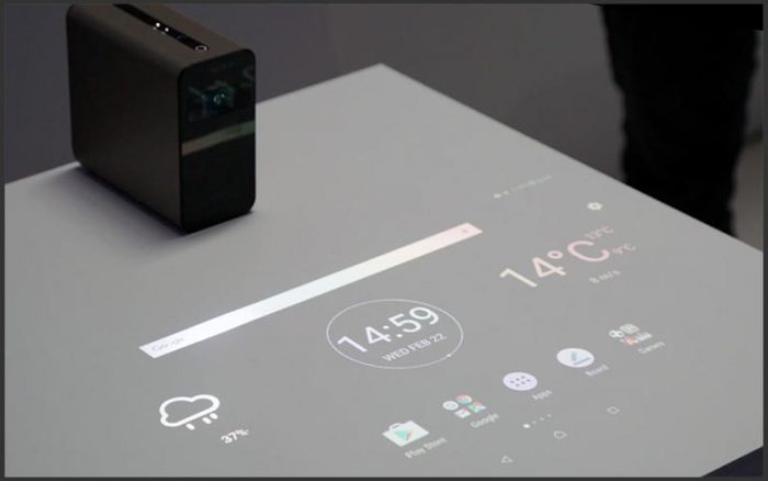 (Vídeo) Primeras impresiones del Xperia Touch de Sony, un proyector inteligente con Android