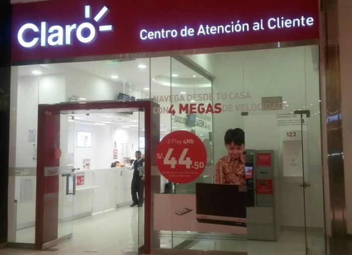 Claro ya habría indicado el cese de venta de equipos Motorola en algunos de sus canales