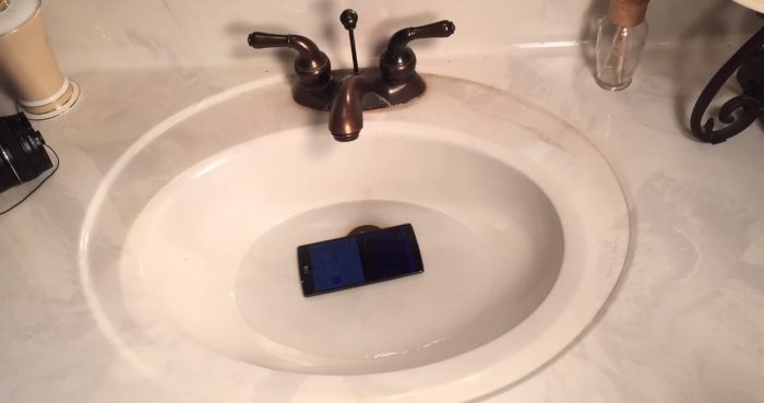 resistencia-al-agua-lg-g4