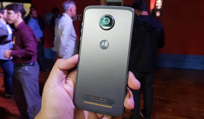 Moto Z2 Play