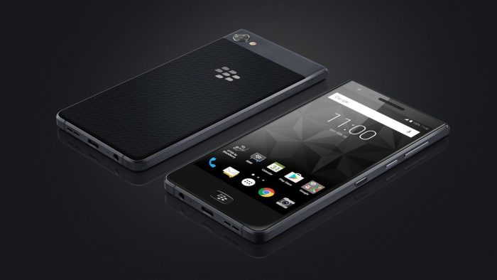 BlackBerry Motion, un gama media con enorme batería y resistencia al agua