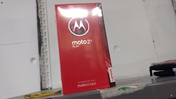 El Moto Z2 Play se confirma tras aparecer en tienda brasileña