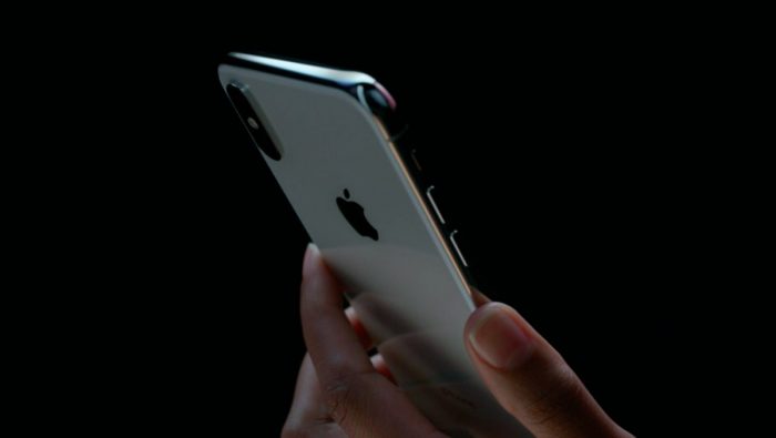 iPhone X