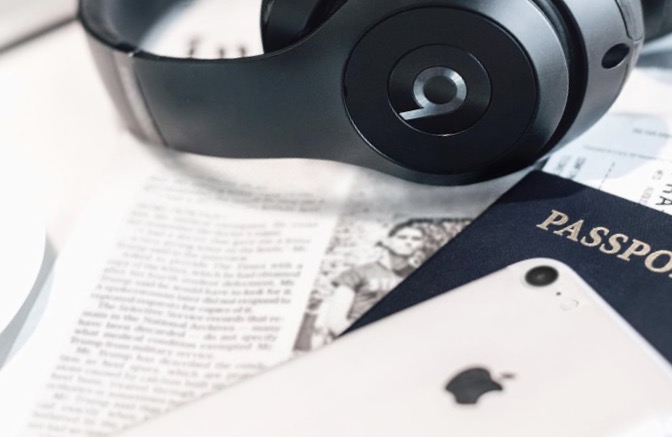 Beats deja ver lo que podría ser el iPhone Jet White