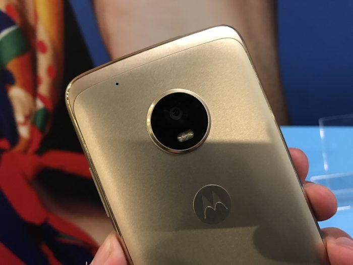 ¿El Moto G5 Plus tiene la misma cámara que el Galaxy S7? Sí, pero no