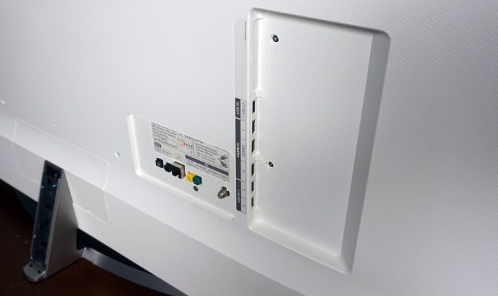 LG-UH8500-conectividad