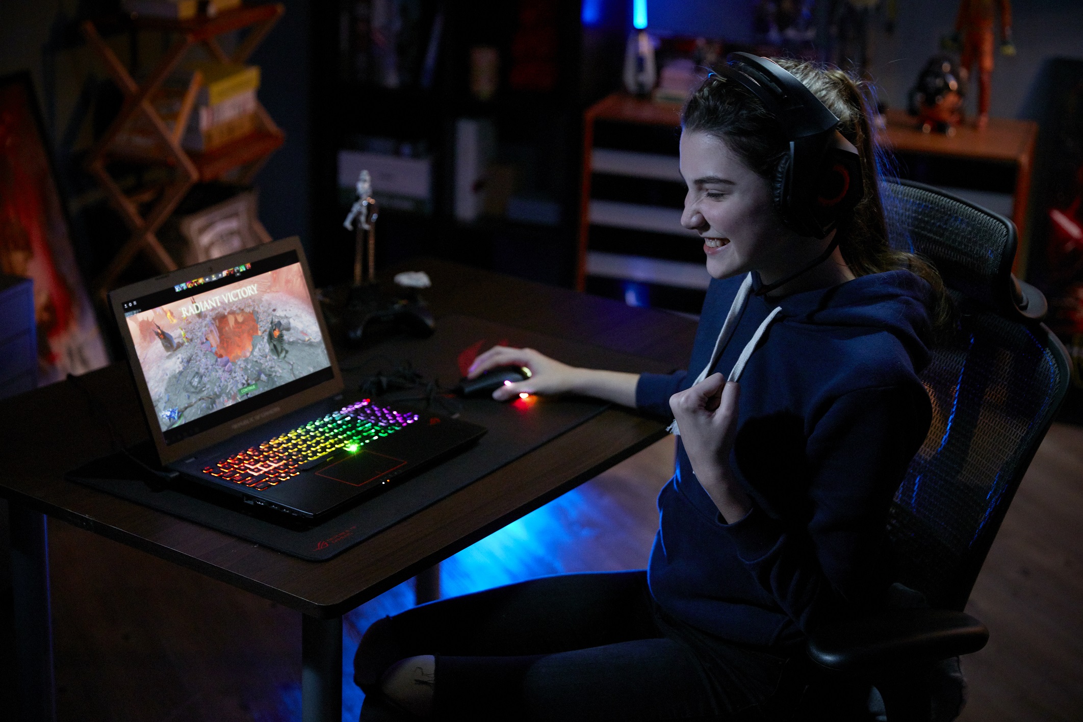 ROG_GL553_GL753_Kaby Lake Refresh_Scenario Photo_04
