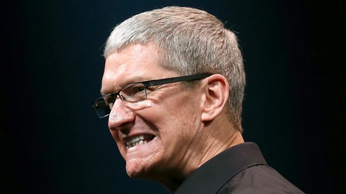 A Tim Cook no le han gustado las críticas a su nueva funda batería para el iPhone 6s