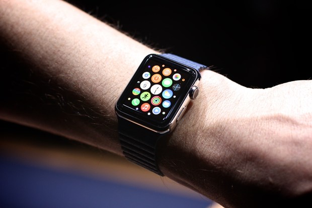 Apple Watch salva la vida a joven y Tim Cook le ofrece trabajo como becario