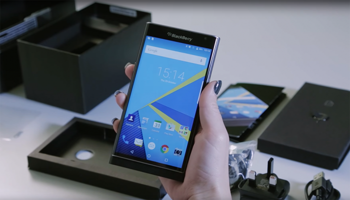 Así es el primer unboxing en vídeo del nuevo Blackberry Priv con Android