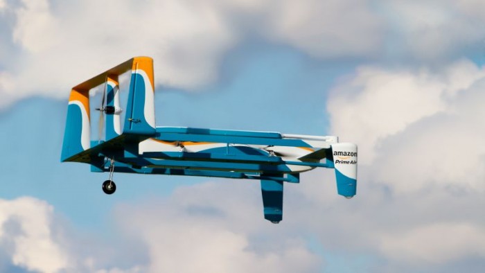 Así de increíbles son los drones de Amazon que llevarán compras en media hora