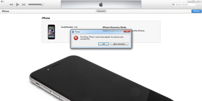 Si reparas tu iPhone en un servicio no autorizado podrías quedar con un ladrillo