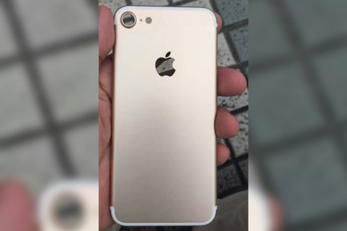 iPhone-7-leak