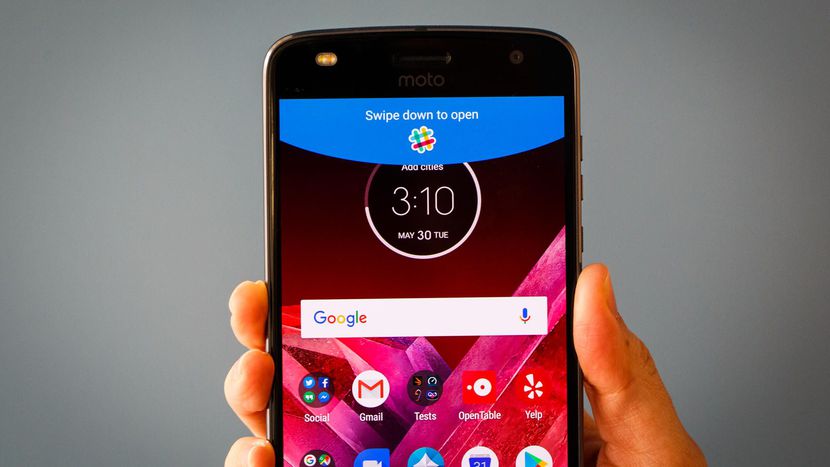 Moto Z2 Play