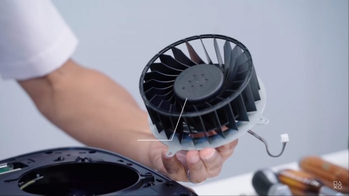 Sony revela el secreto del gran ventilador incorporado en la PlayStation 5