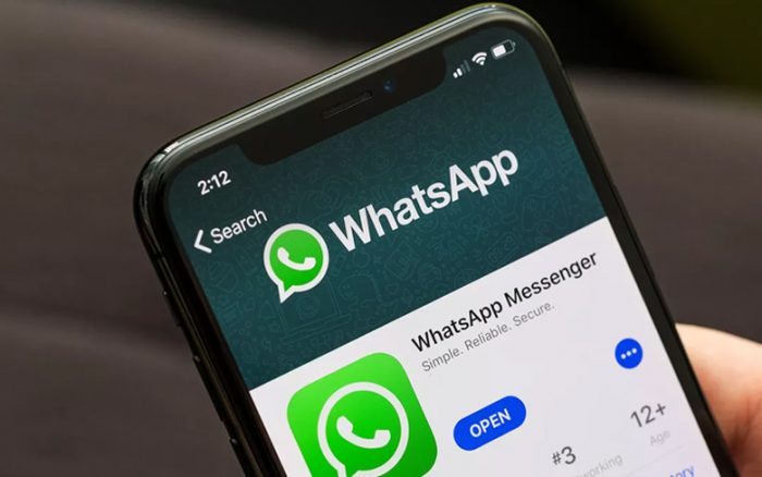 WhatsApp habilita finalmente la restricción de invitación a grupos